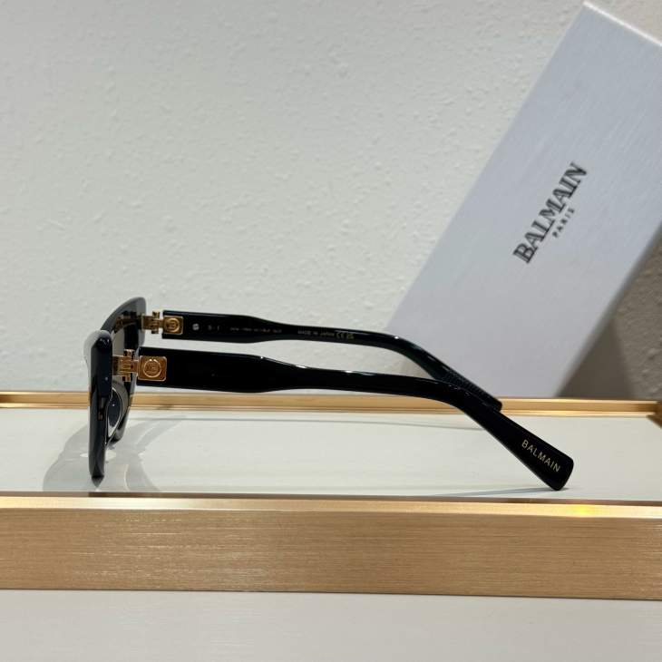 Picture of Balmain Sunglasses _SKUfw80238588fw